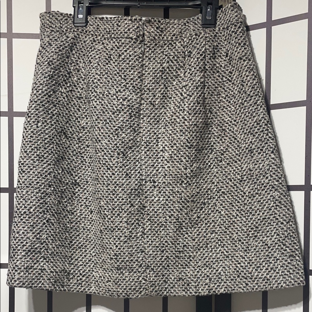 LOFT tweed Skirt size 4 - Picture 3 of 5